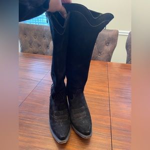 Flash limited sale 🔥zip suede western boots